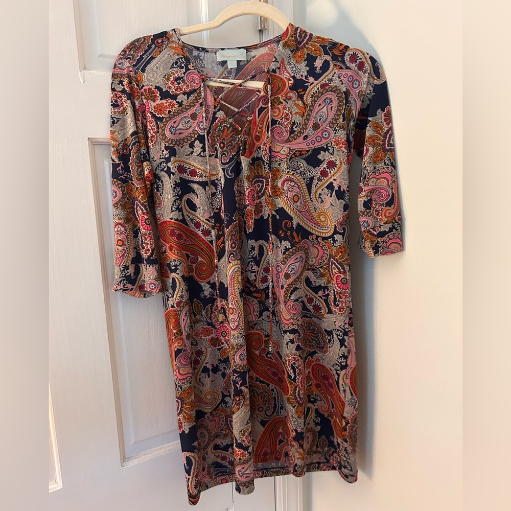 Veronica M stretchy cute paisley dress! Size S